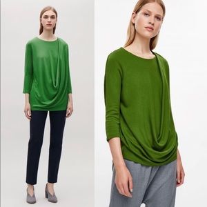 COS knitted top with an asymmetric pleat S-XS